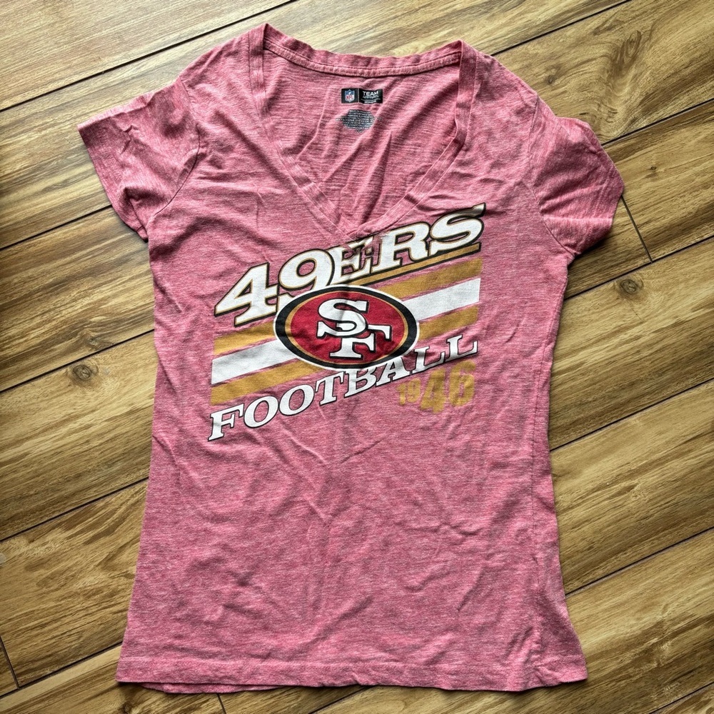 San Francisco 49ers V-Neck T-Shirt